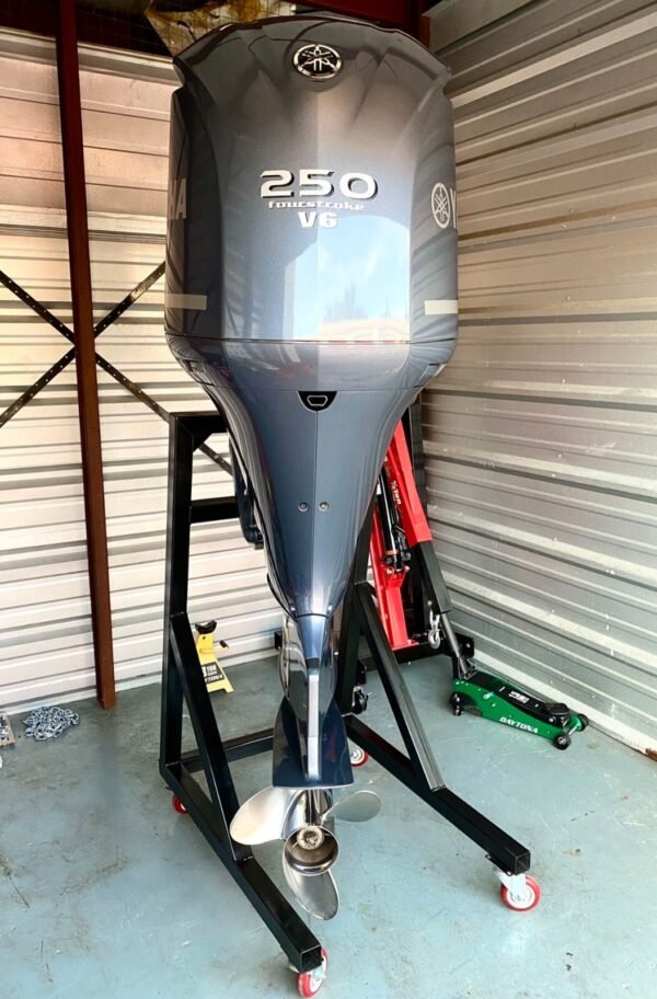 Yamaha F 250 outboard motor - Image 2