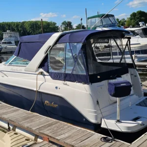 2003 Rinker Fiesta Vee 270