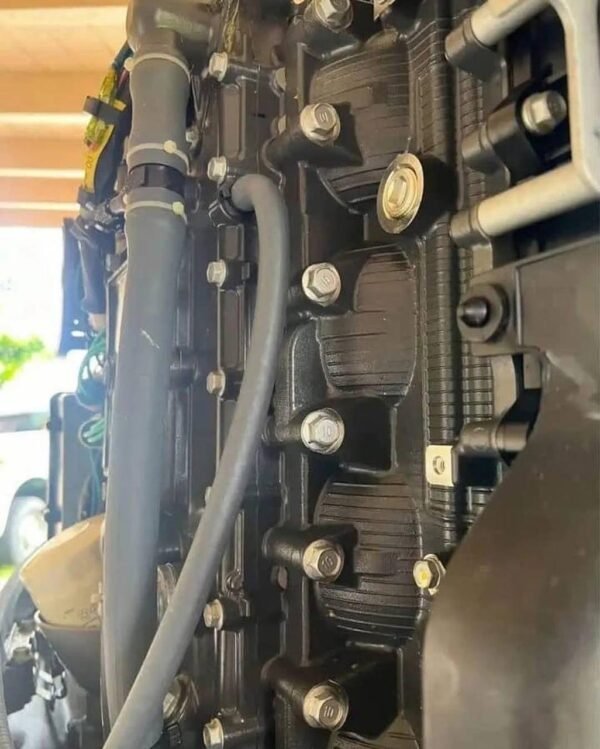 2013 Yamaha 200hp 4 Stroke - Image 6