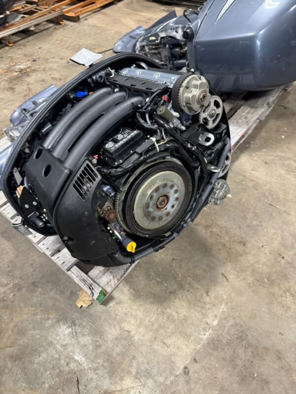 Pair 2004 Yamaha 250 hp F250 4-Stroke - Image 2