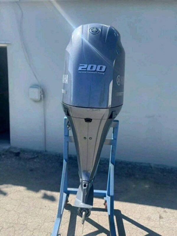 Used Yamaha 200 HP 4-Stroke Outboard Motor - Image 3