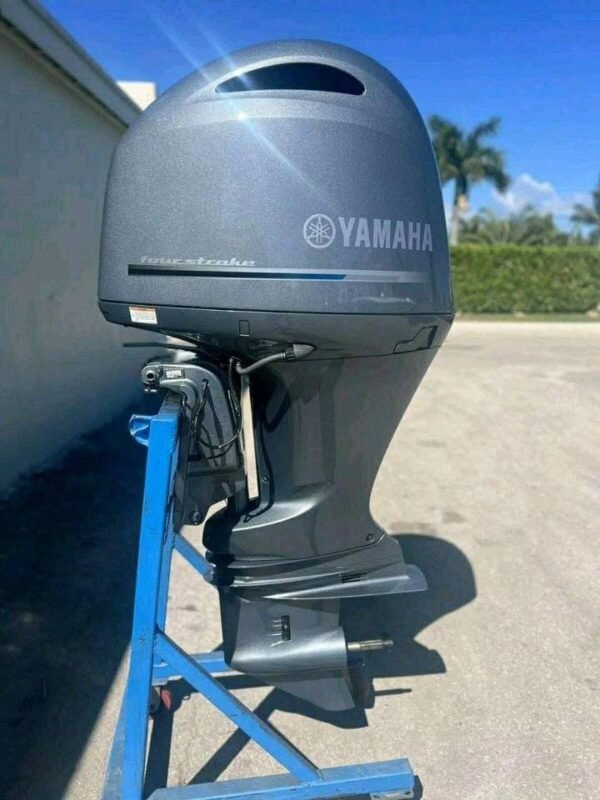 Used Yamaha 200 HP 4-Stroke Outboard Motor - Image 2