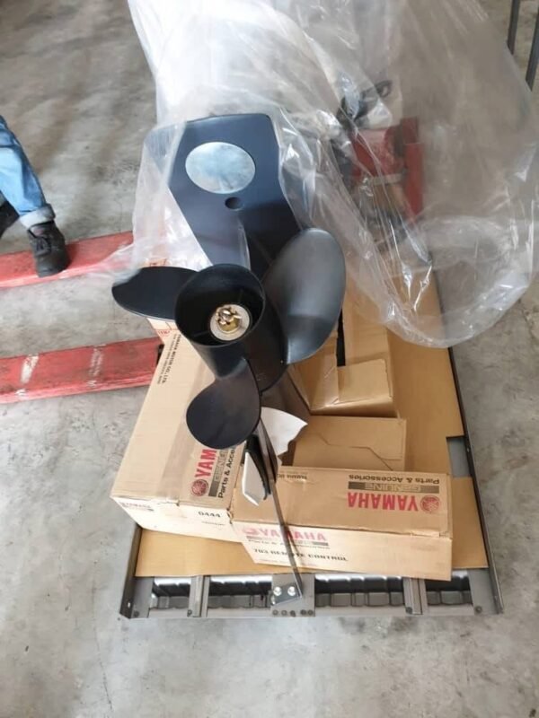 Yamaha 250 HP 2022 4-Stroke Outboard Motor - Image 3