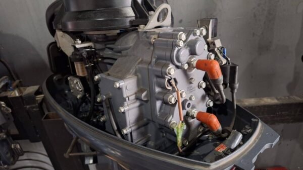 YAMAHA 40 HP 2 stroke 2019 - Image 4