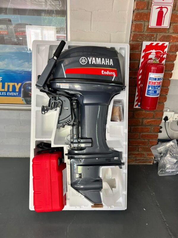 YAMAHA Enduro 40HP 2-Stroke Outboard Motor - Image 2