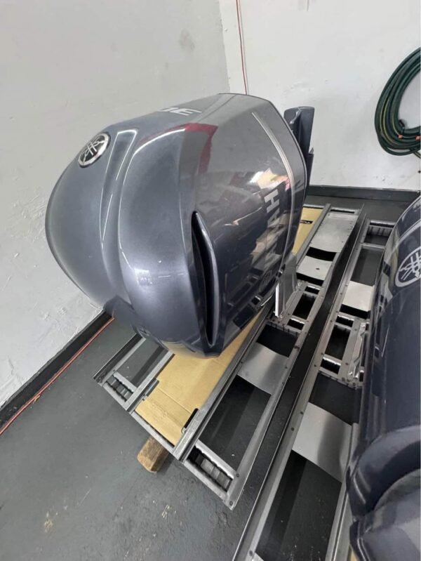 Yamaha 300HP 4-Stroke Outboard Motor - Image 4