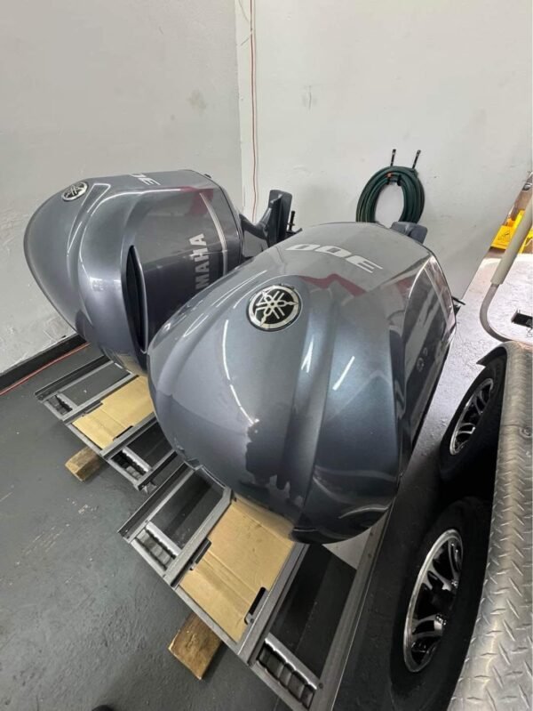 Yamaha 300HP 4-Stroke Outboard Motor - Image 6