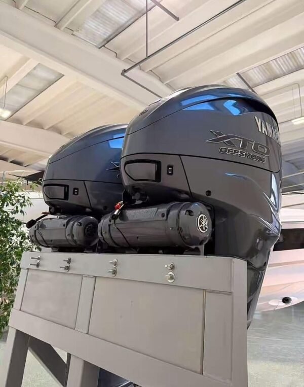 Yamaha 450HP V8 Outboard Motor – 2025 - Image 2